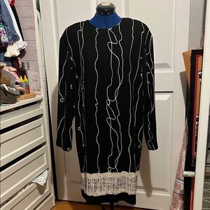 Liz Claiborne Black and White Long Sleeve Dress